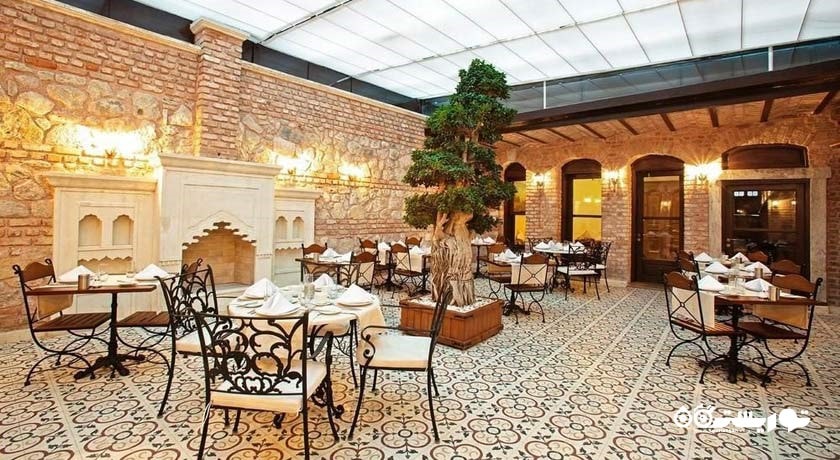 نمای کلی رستوران هتل